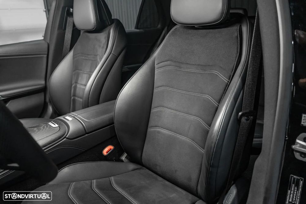 Mercedes-Benz E 300 e Station - 21