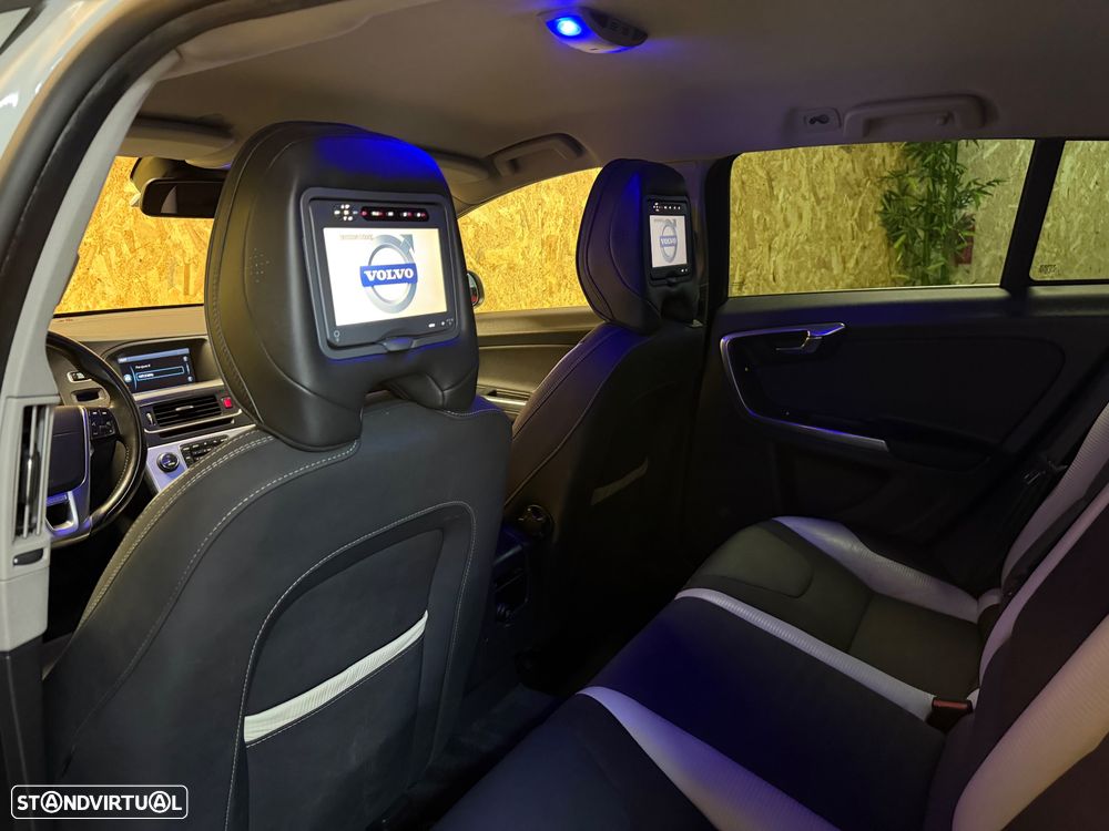 Volvo V60 1.6 D2 Drive R-Design Powershift Start/Stop - 11
