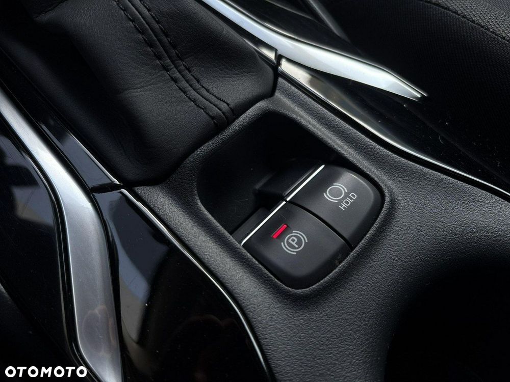 Toyota Corolla 1.8 Hybrid Comfort - 28