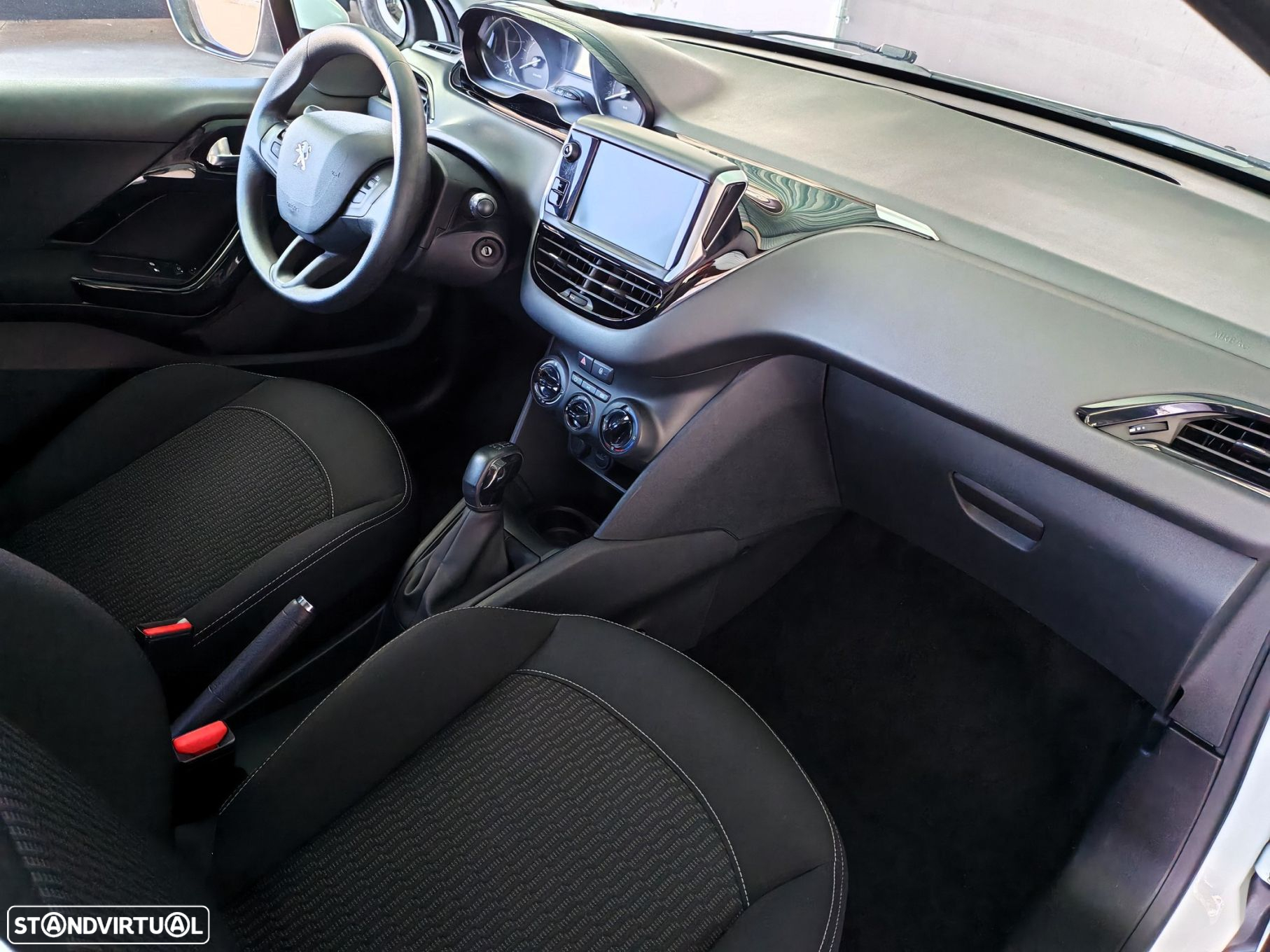 Peugeot 208 1.5 BlueHDi Active - 9