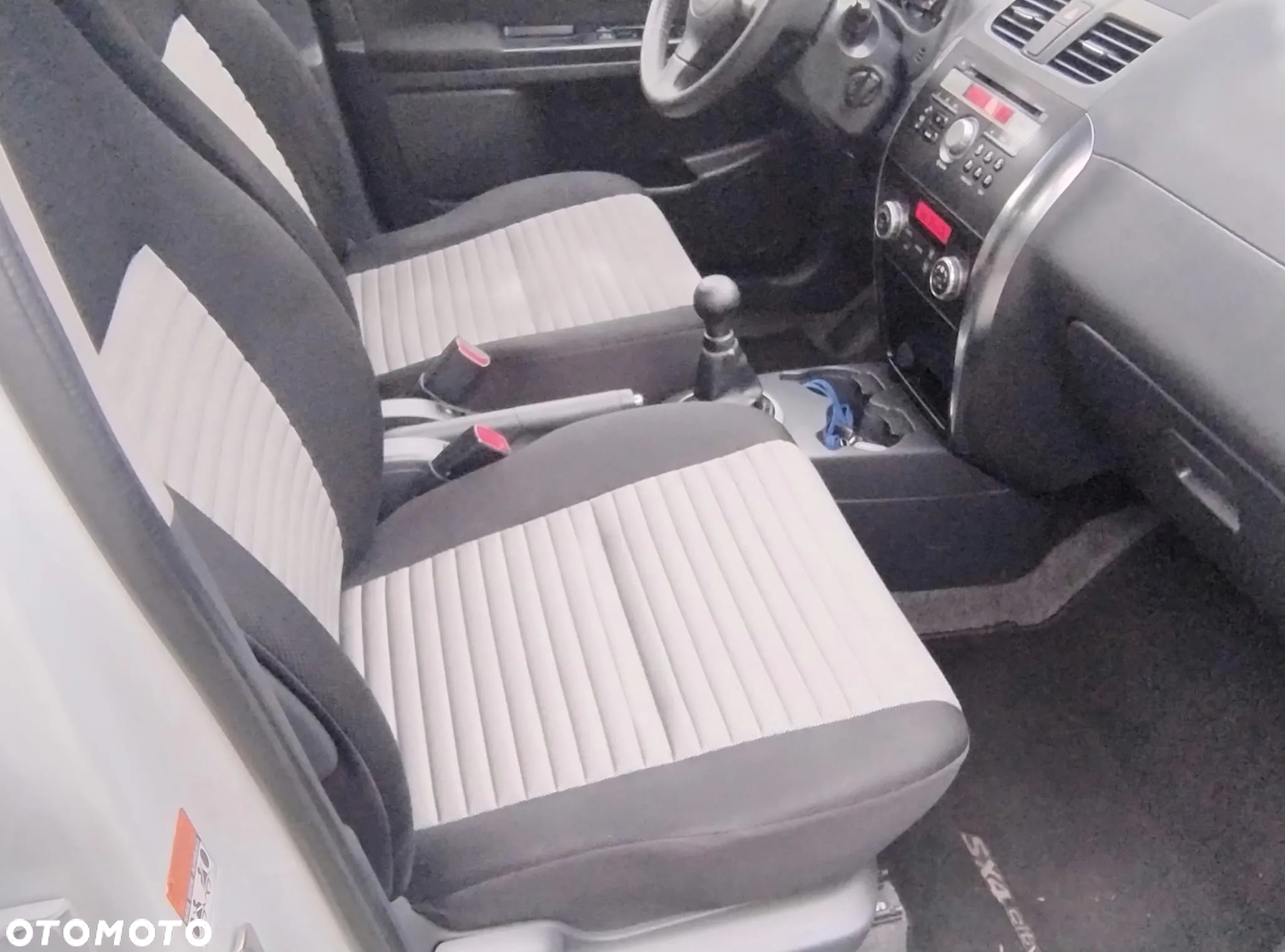 Suzuki SX4 - 12