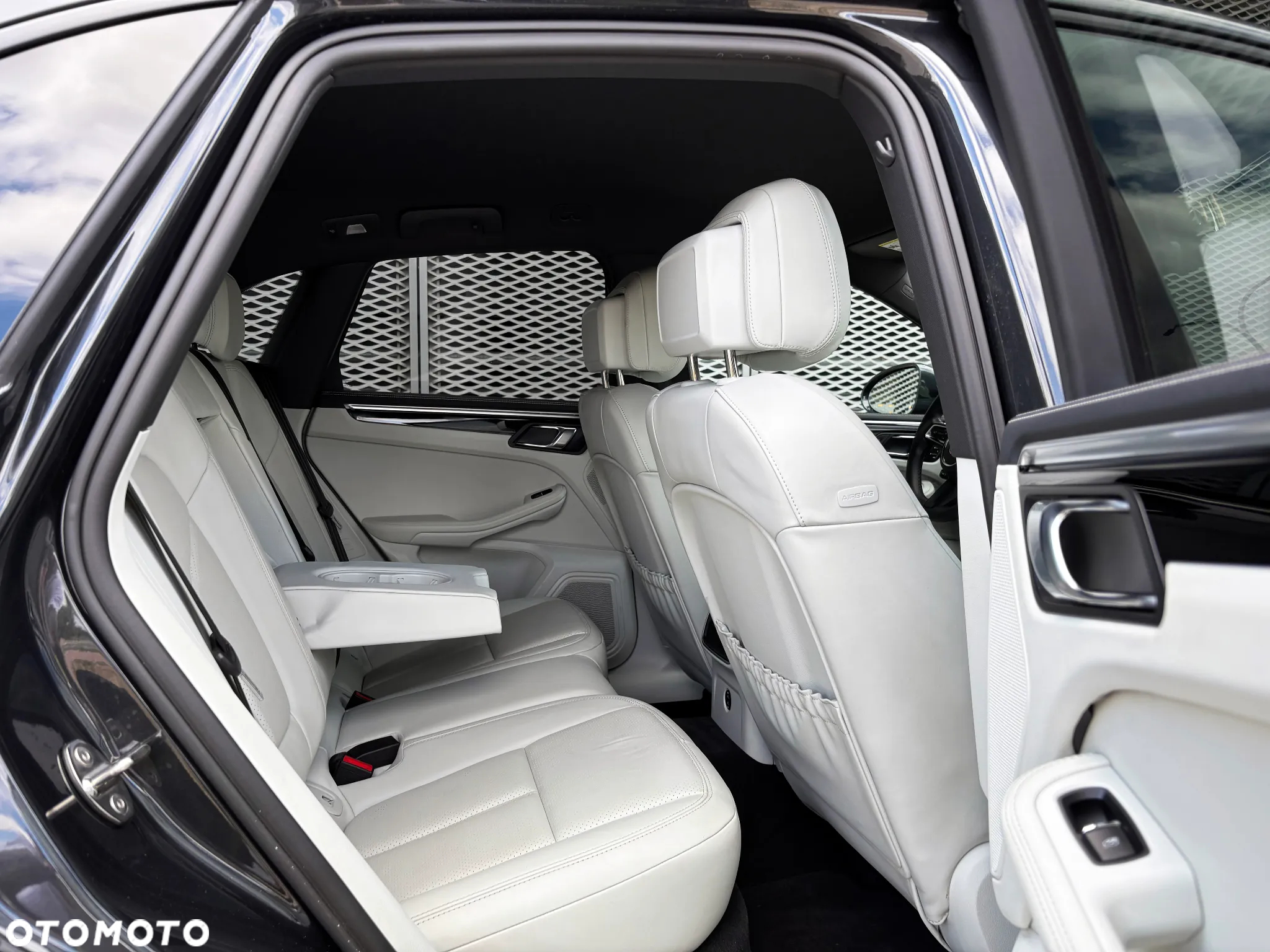 Porsche Macan - 19