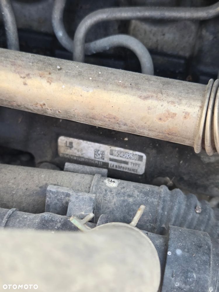 Silnik kompletny Peugeot 206 1.4 Hdi 8HZ 10FD95 - 8