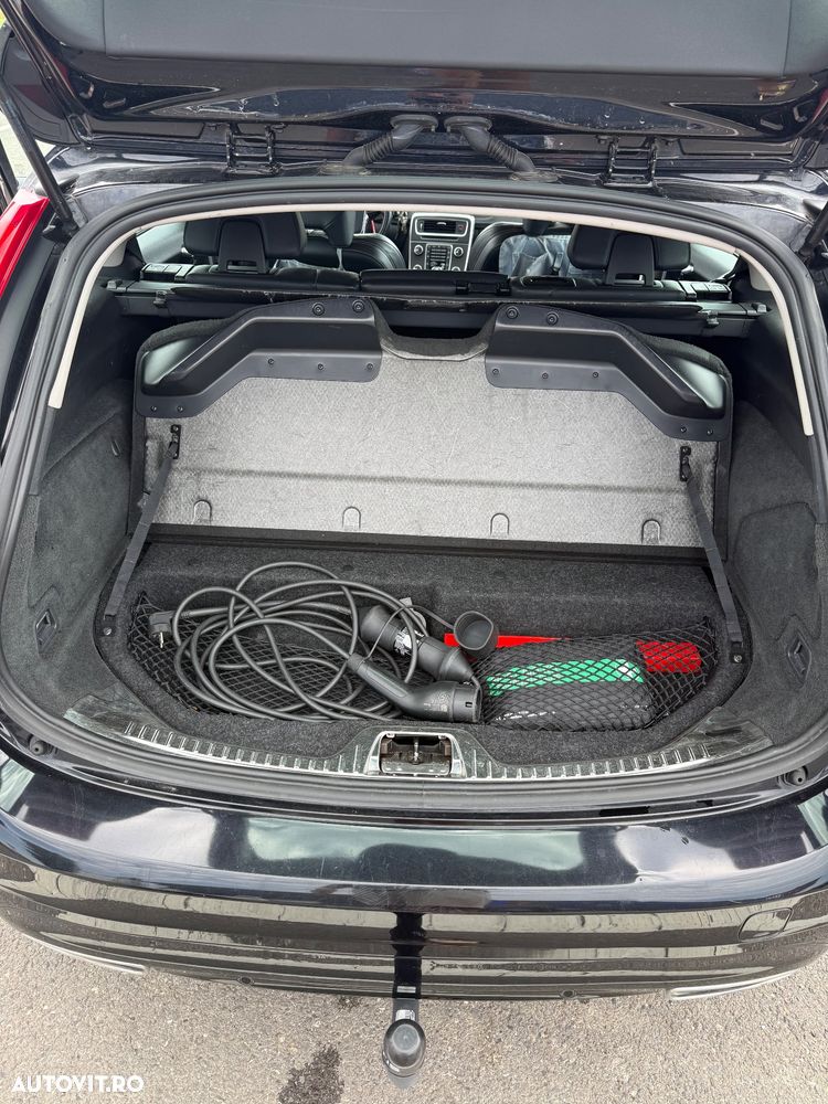 Volvo V60 D6 Plug-In-Hybrid AWD Geartronic Momentum - 9