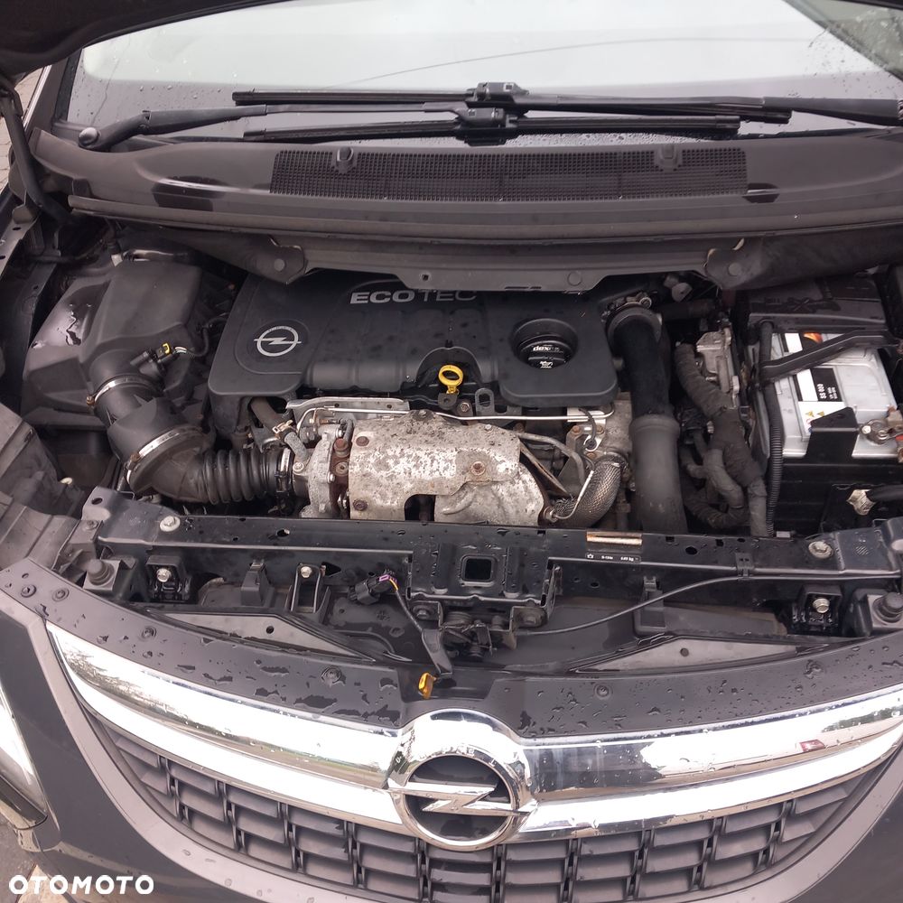 Opel Zafira - 15