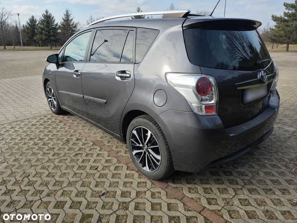 Toyota Verso 1.8 Premium EU5 7os - 5