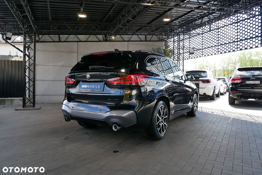 BMW X1 xDrive28i - 3