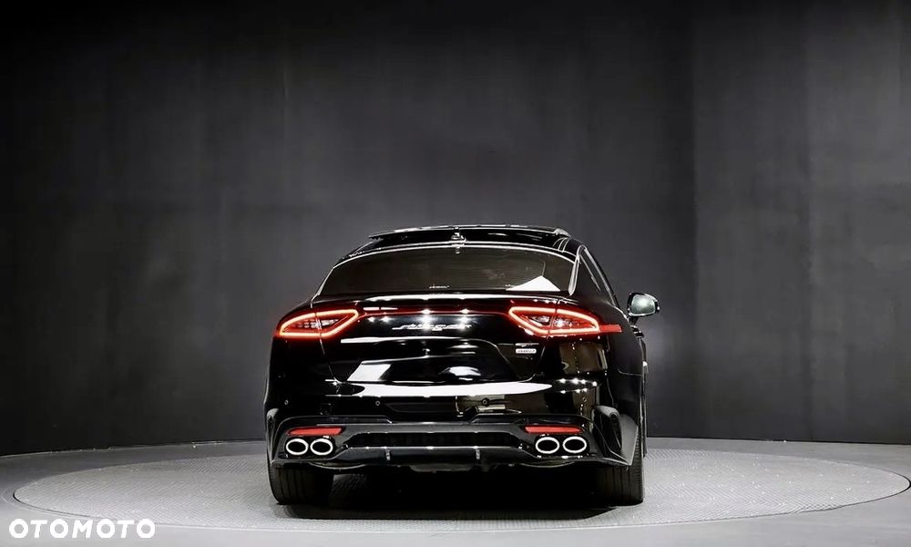 Kia Stinger - 5