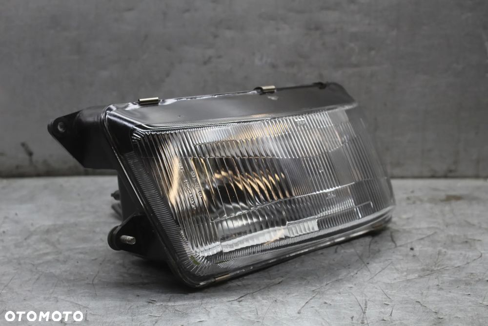 Kawasaki ZZR 1100 Lampa reflektor przód przedni - 4