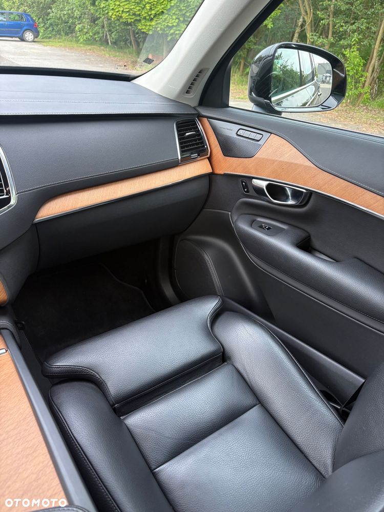 Volvo XC 90 - 20