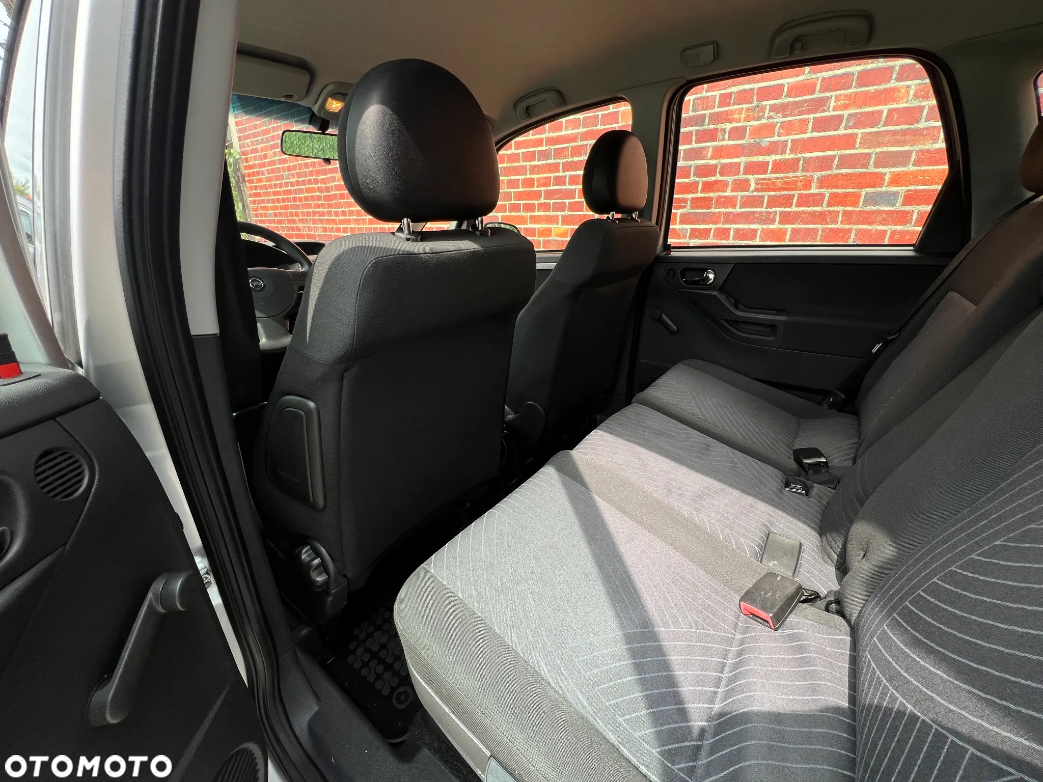 Opel Meriva - 11