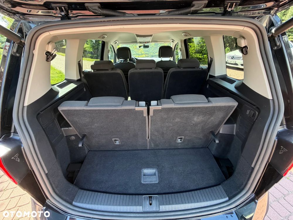 Volkswagen Touran 2.0 TDI BMT Highline DSG - 16
