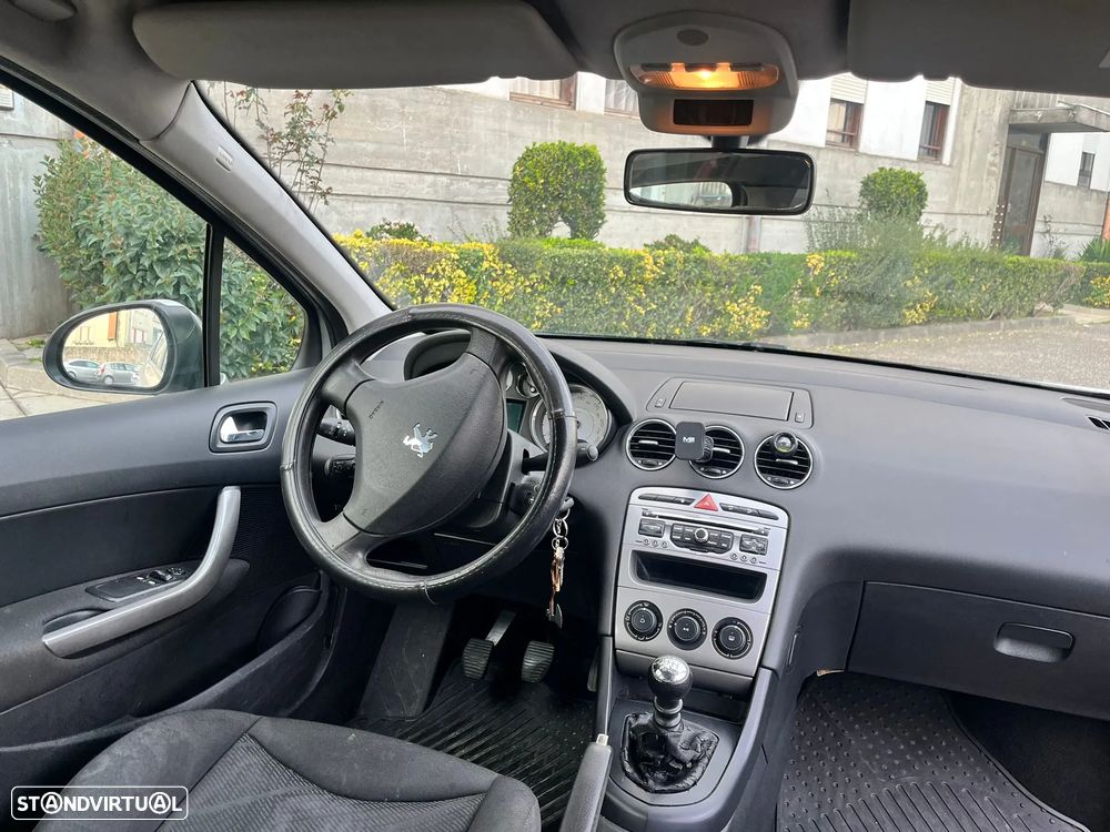 Peugeot 308 SW HDi FAP 110 Filou - 6