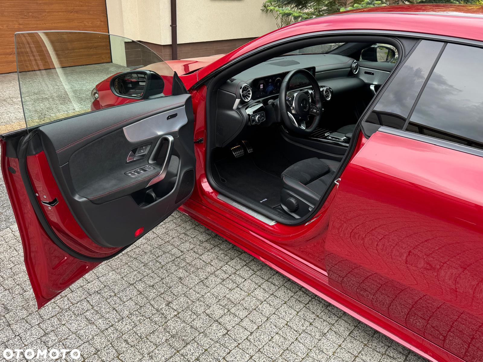 Mercedes-Benz CLA 200 d 4-Matic AMG Line 8G-DCT - 4
