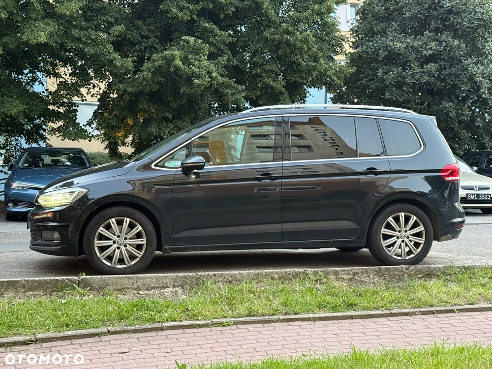 Volkswagen Touran 2.0 TDI BMT Highline DSG - 8