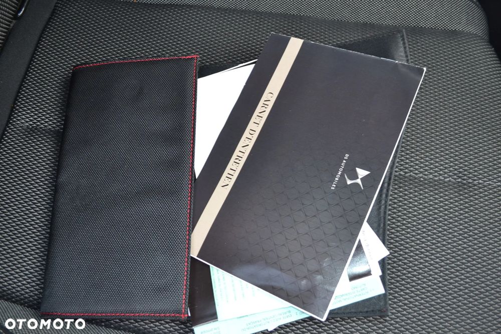 DS Automobiles DS 4 - 12