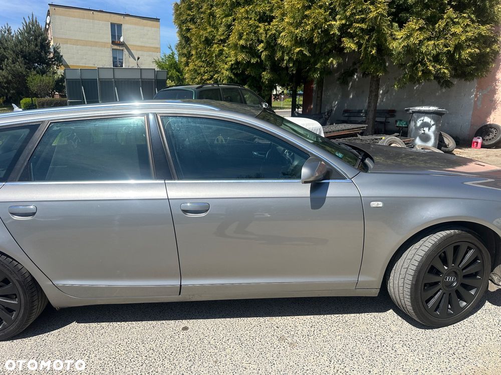 Audi A6 Avant - 16