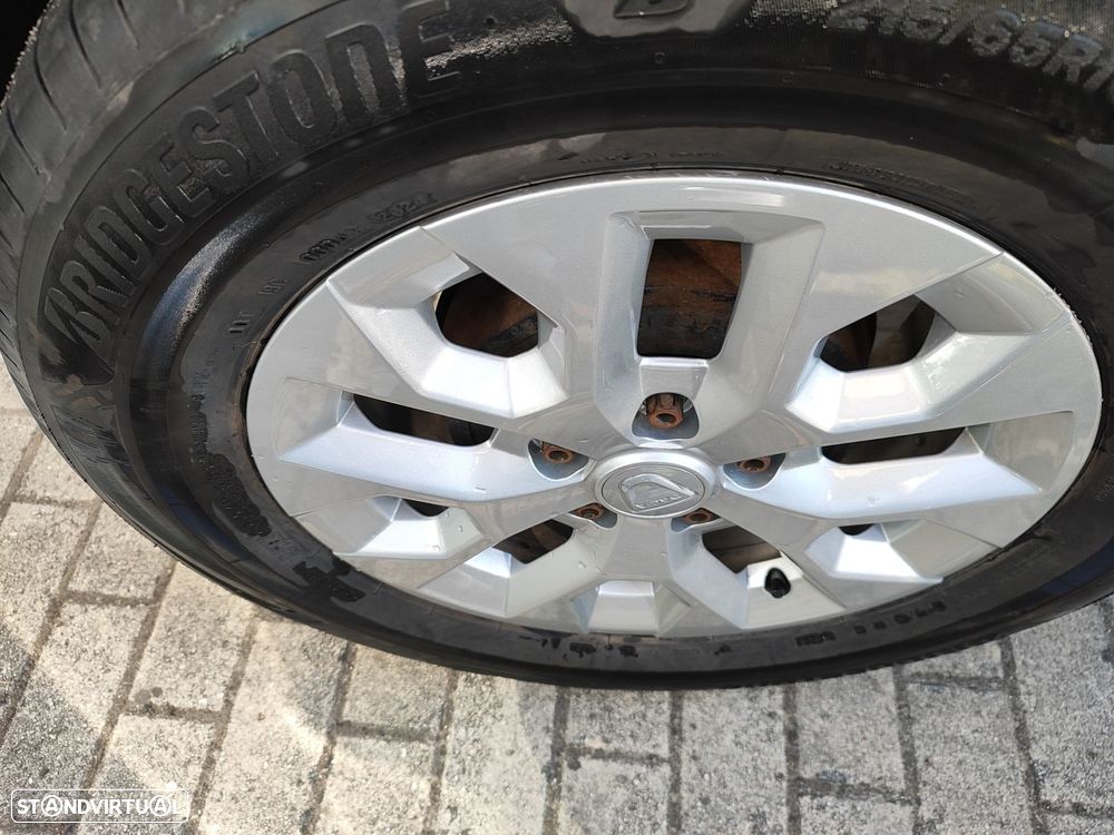 Dacia Duster 1.5 Blue dCi Comfort 4WD - 15