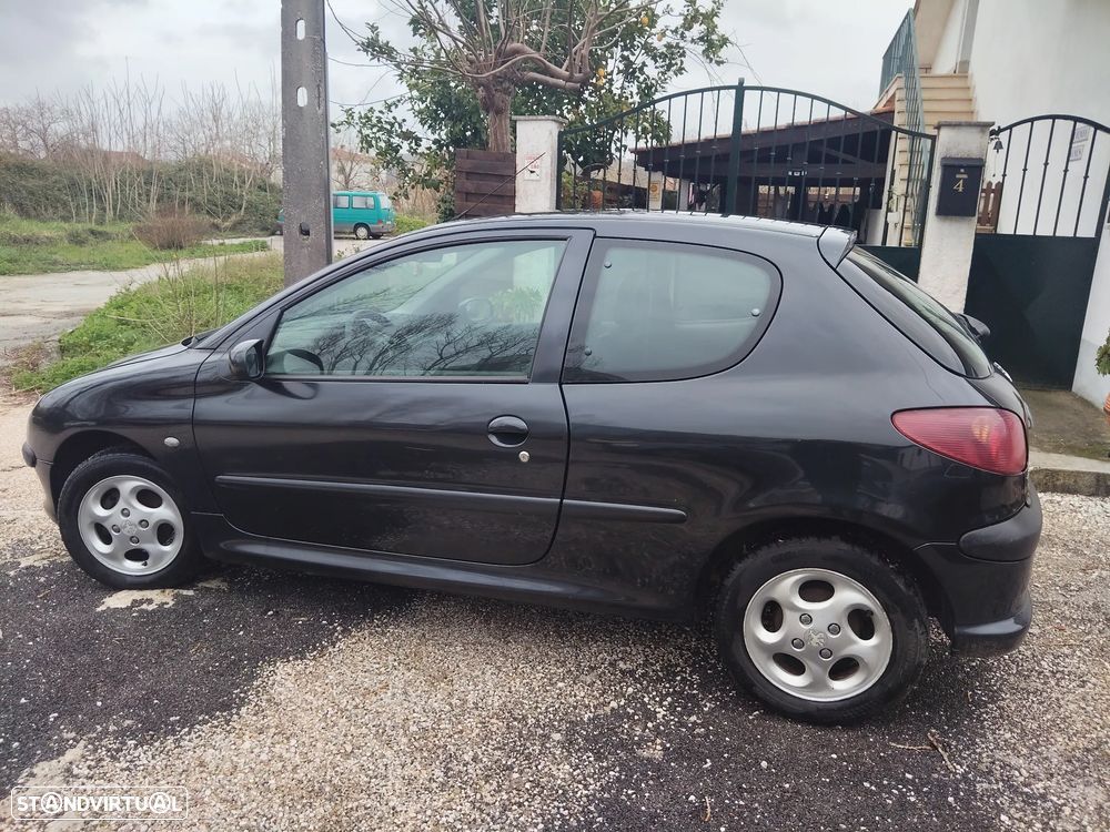 Peugeot 206 - 3