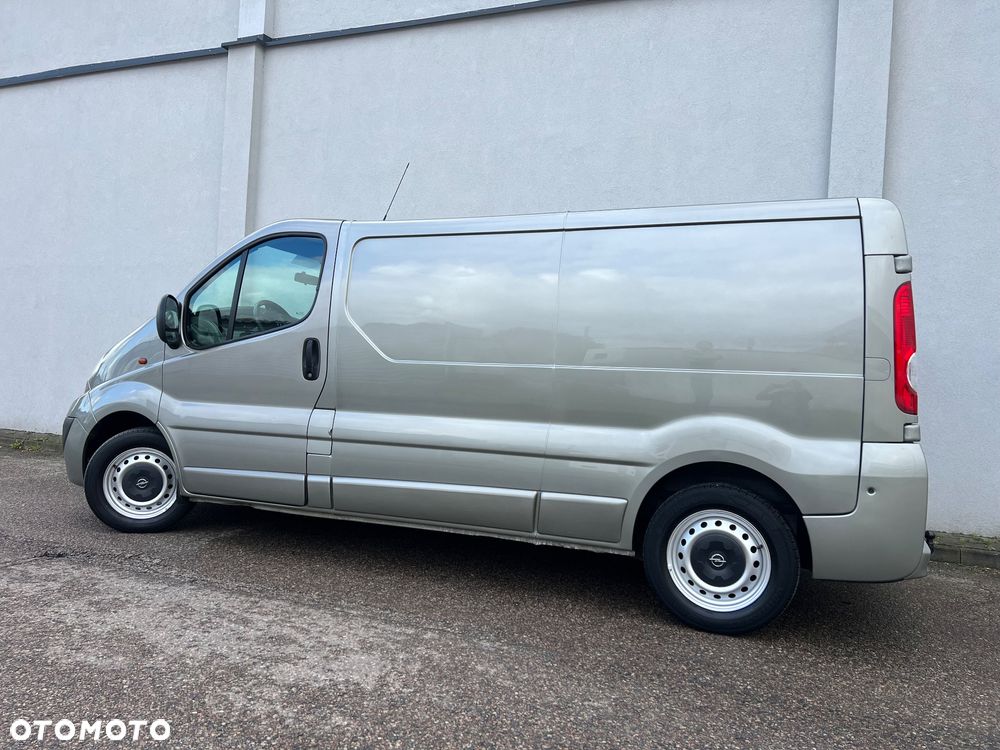 Opel VIVARO L2H1 LONG - 17