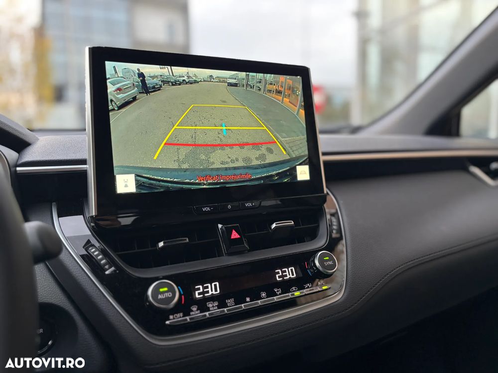 Toyota Corolla Cross HEV DYNAMIC FWD 2.0 - 18