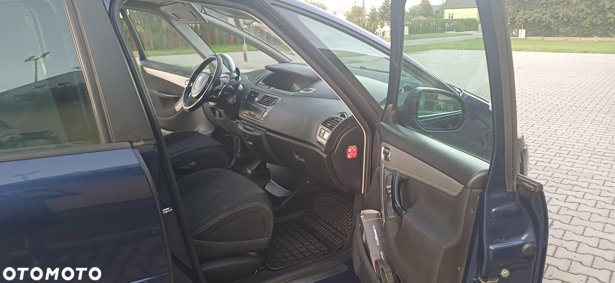 Citroën C4 Picasso 2.0 16V Exclusive - 11