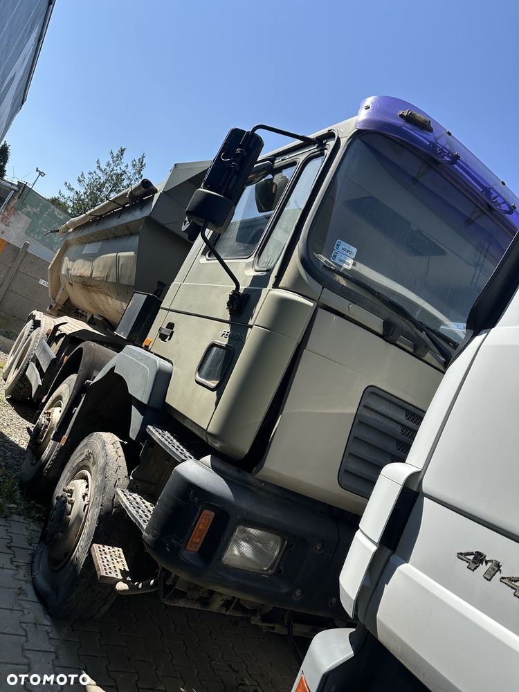 Mercedes-Benz 35.414 f2000 - 10