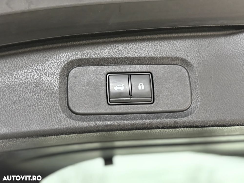 Nissan Qashqai 1.3 DIG-T MHEV Xtronic Tekna - 38