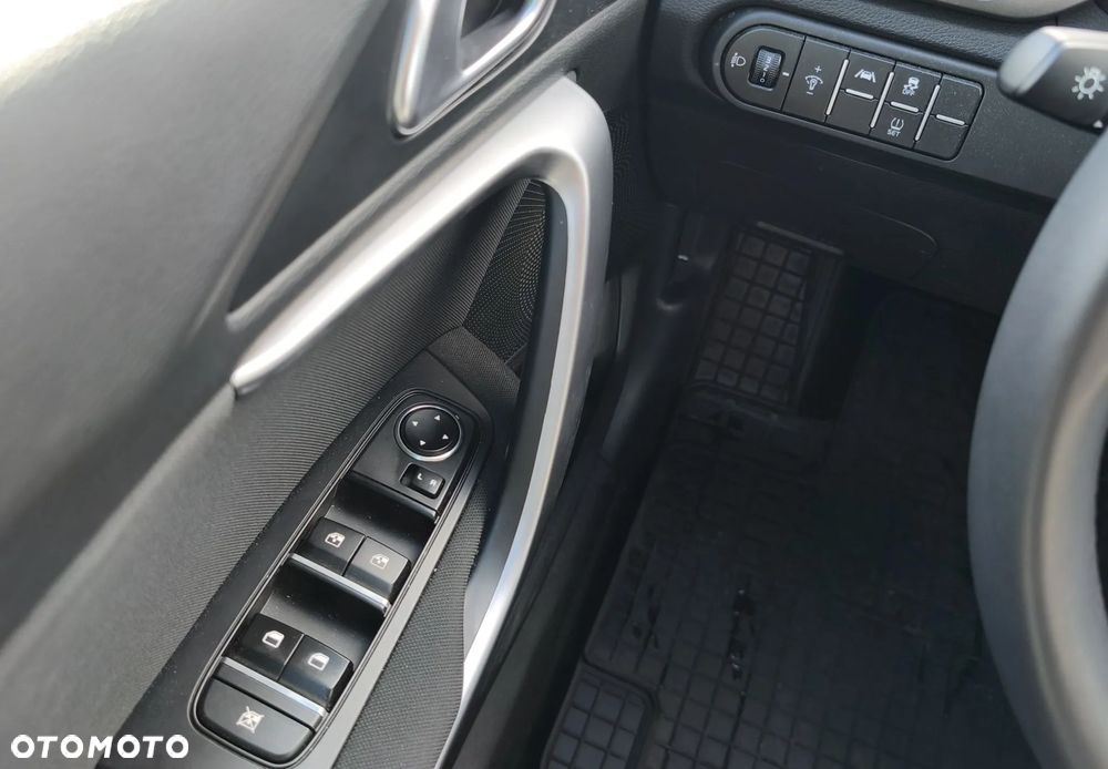 Kia XCeed 1.5 T-GDI M DCT - 19