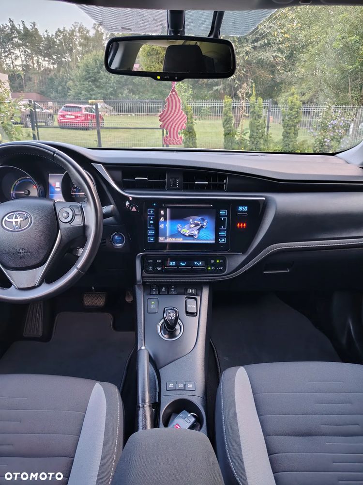 Toyota Auris - 7