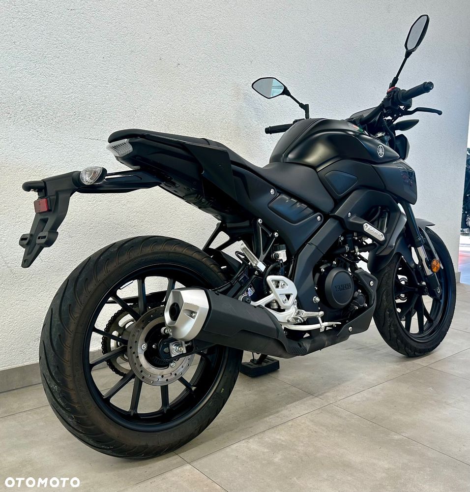 Yamaha MT - 5