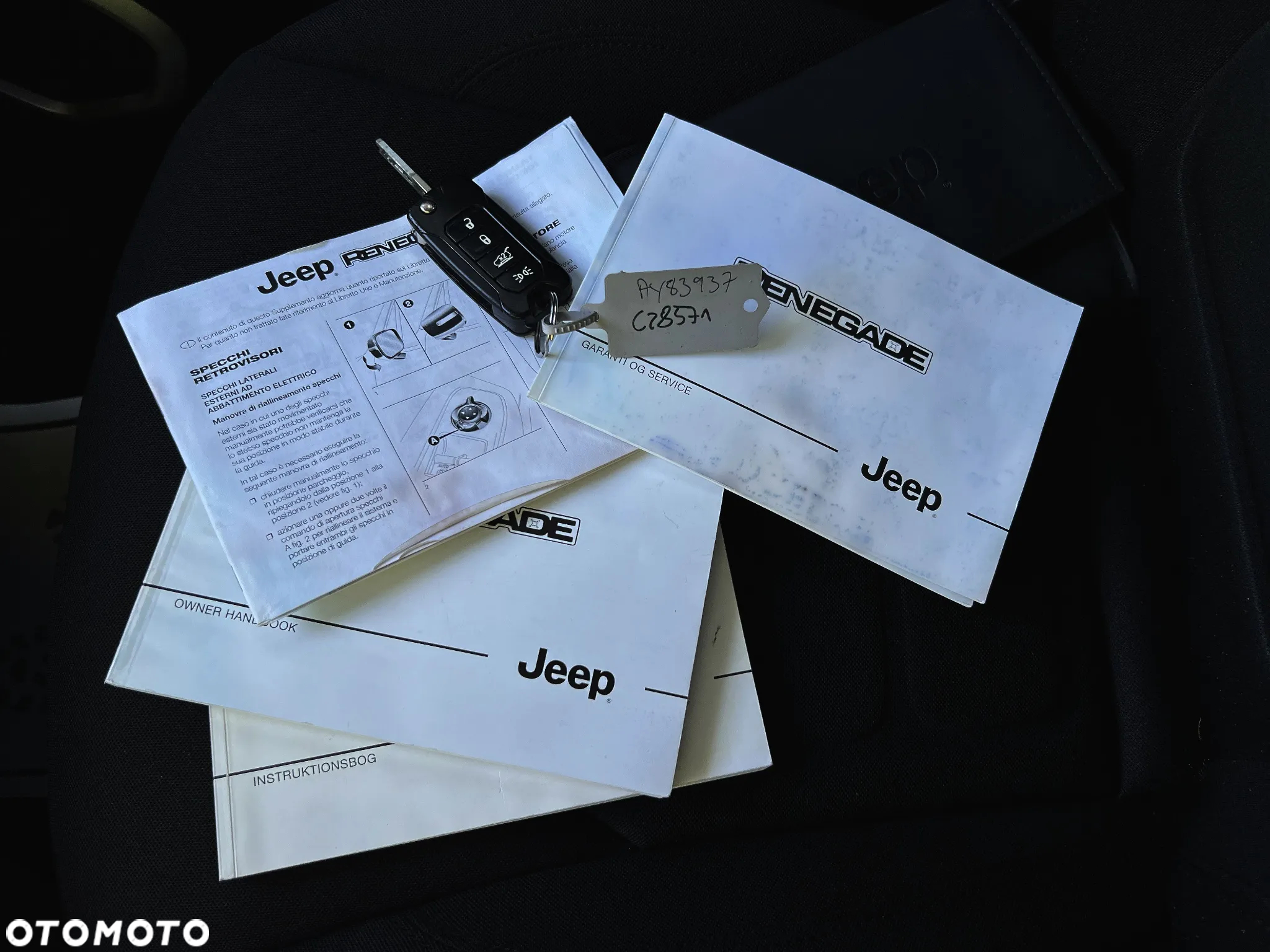 Jeep Renegade - 38