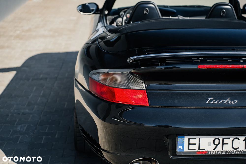 Porsche 911 - 21
