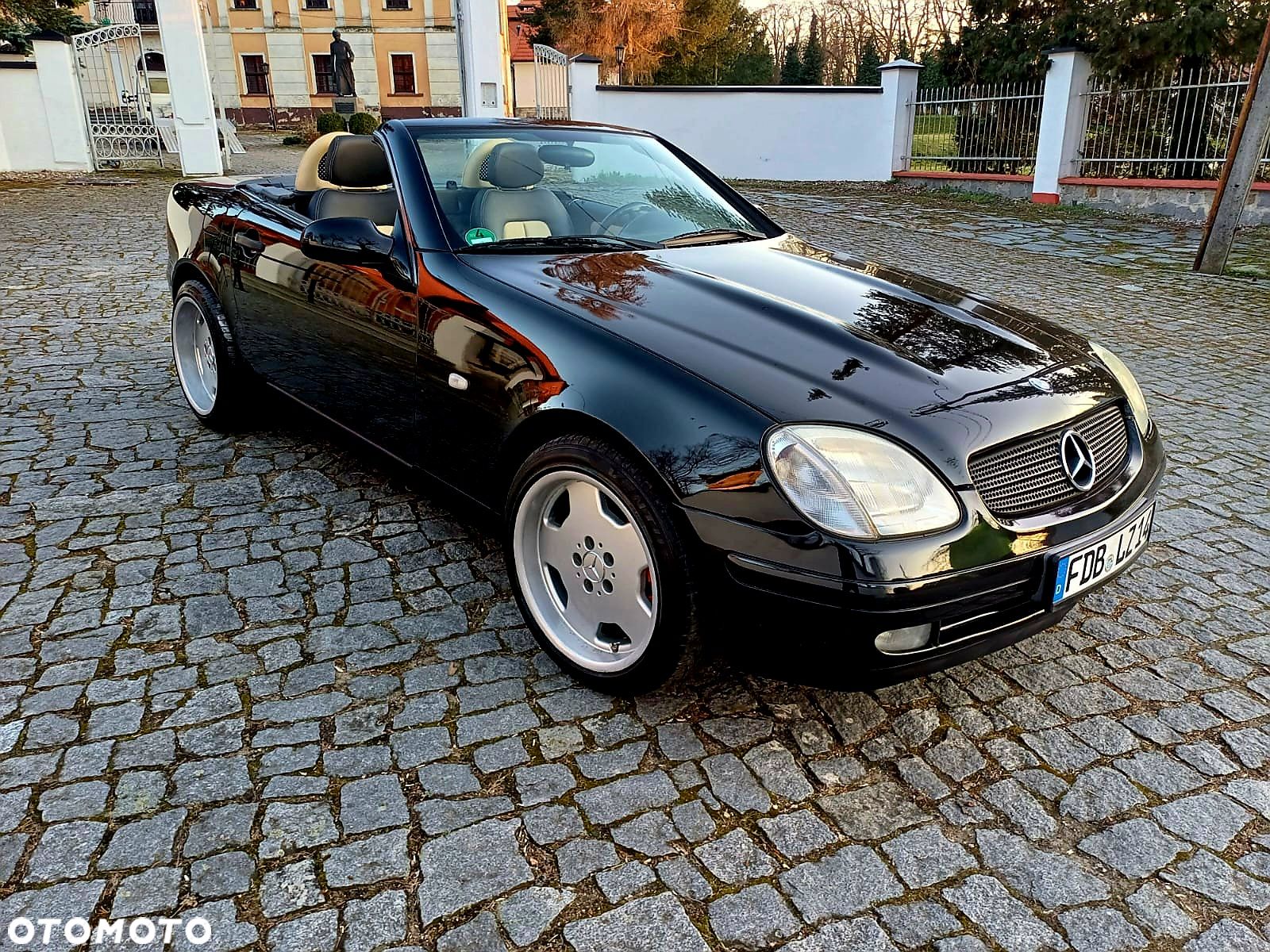 Mercedes-Benz SLK 200 - 1