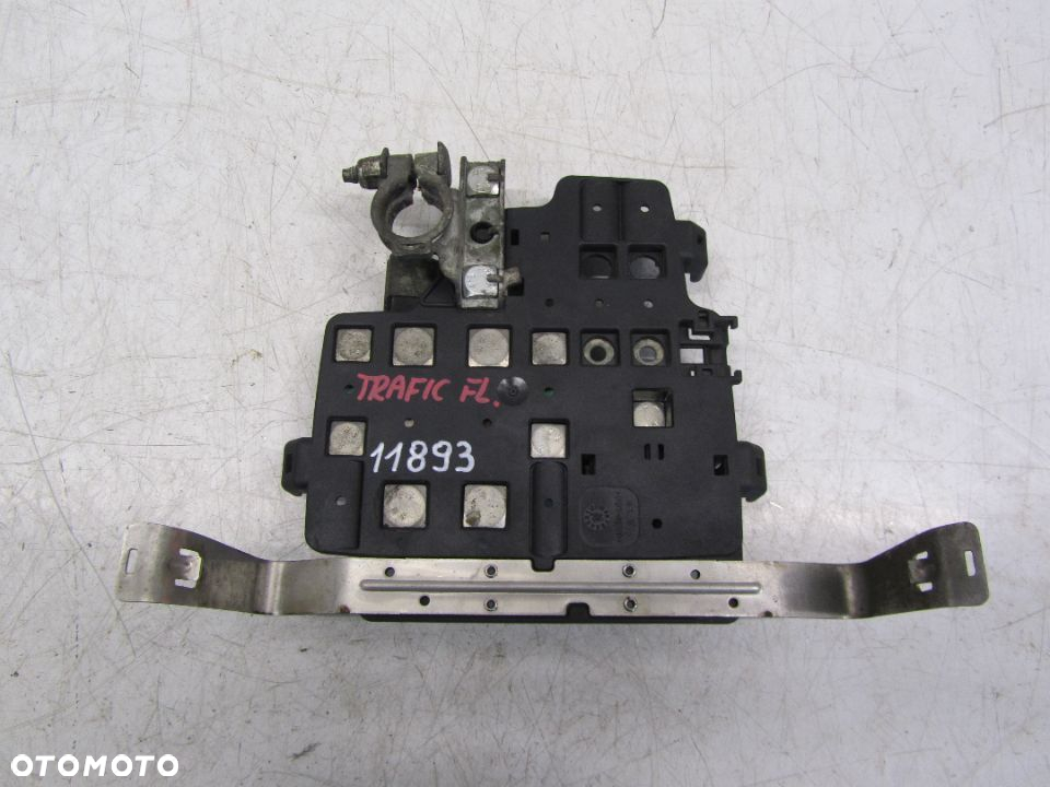 trafic-vivaro 2.0 DCI klema plusowa - 2