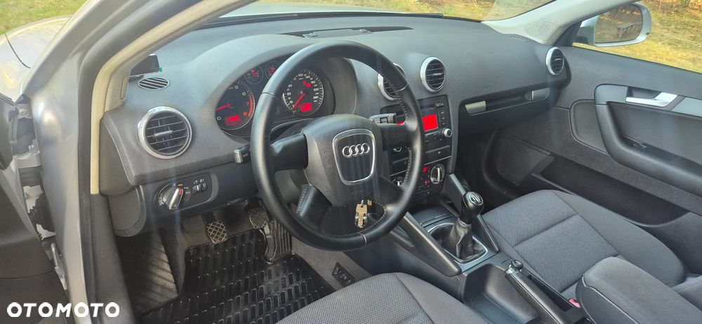 Audi A3 Sportback 1.6 Limited Edition - 12