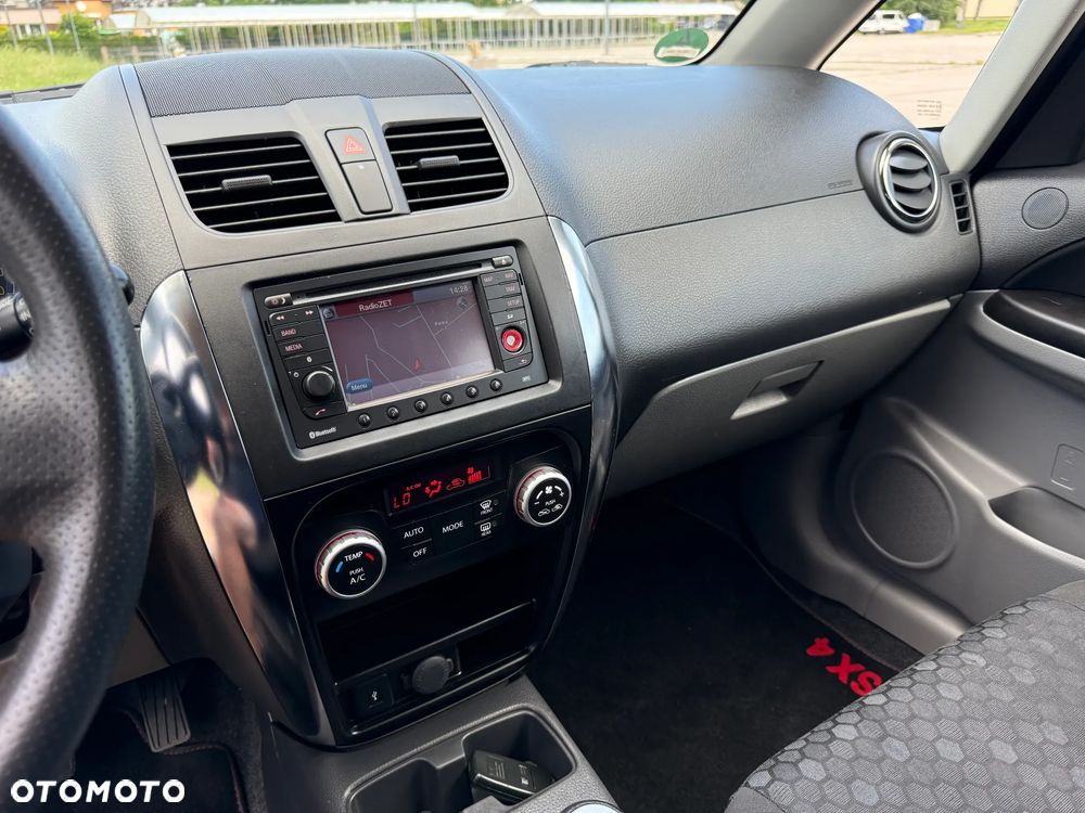 Suzuki SX4 2.0 DDiS 4x4 Comfort - 28