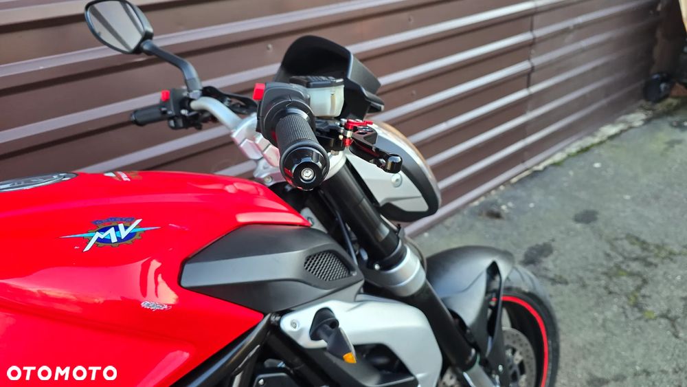 MV AGUSTA Brutale - 2