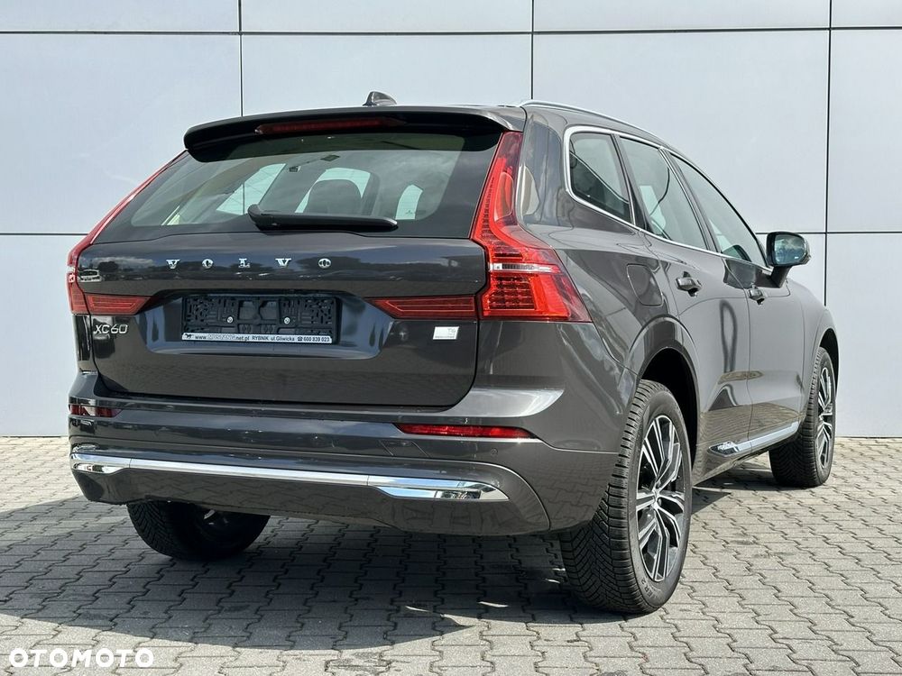 Volvo XC 60 T6 AWD Recharge Geartronic Inscription - 8