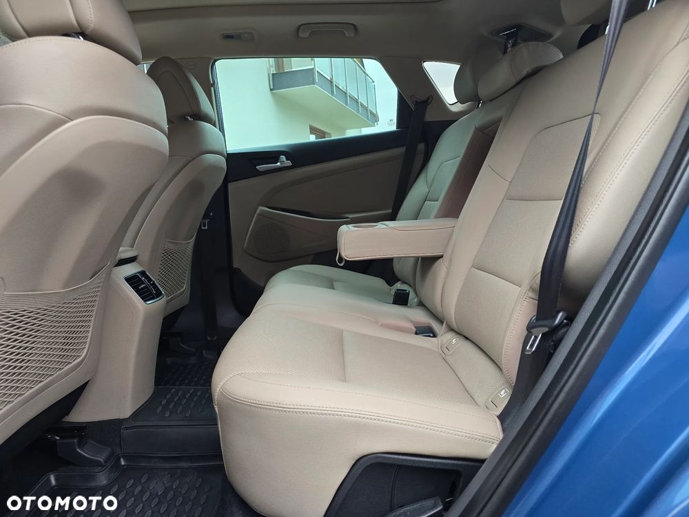 Hyundai Tucson 2.0 CRDI 2WD Style - 21