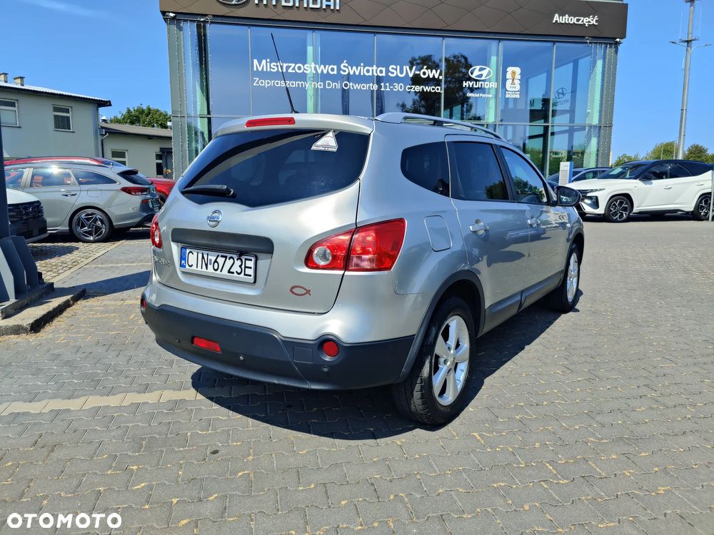 Nissan Qashqai+2 - 3