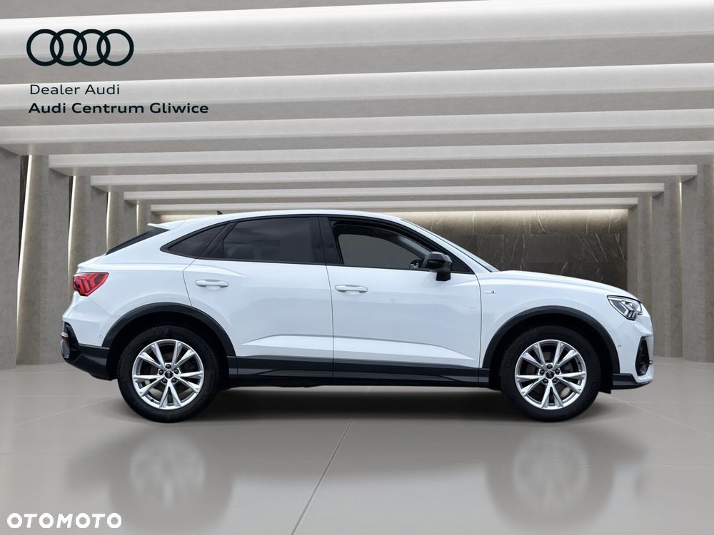 Audi Q3 Sportback - 8