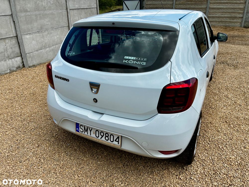 Dacia Sandero SCe 75 Essential - 9