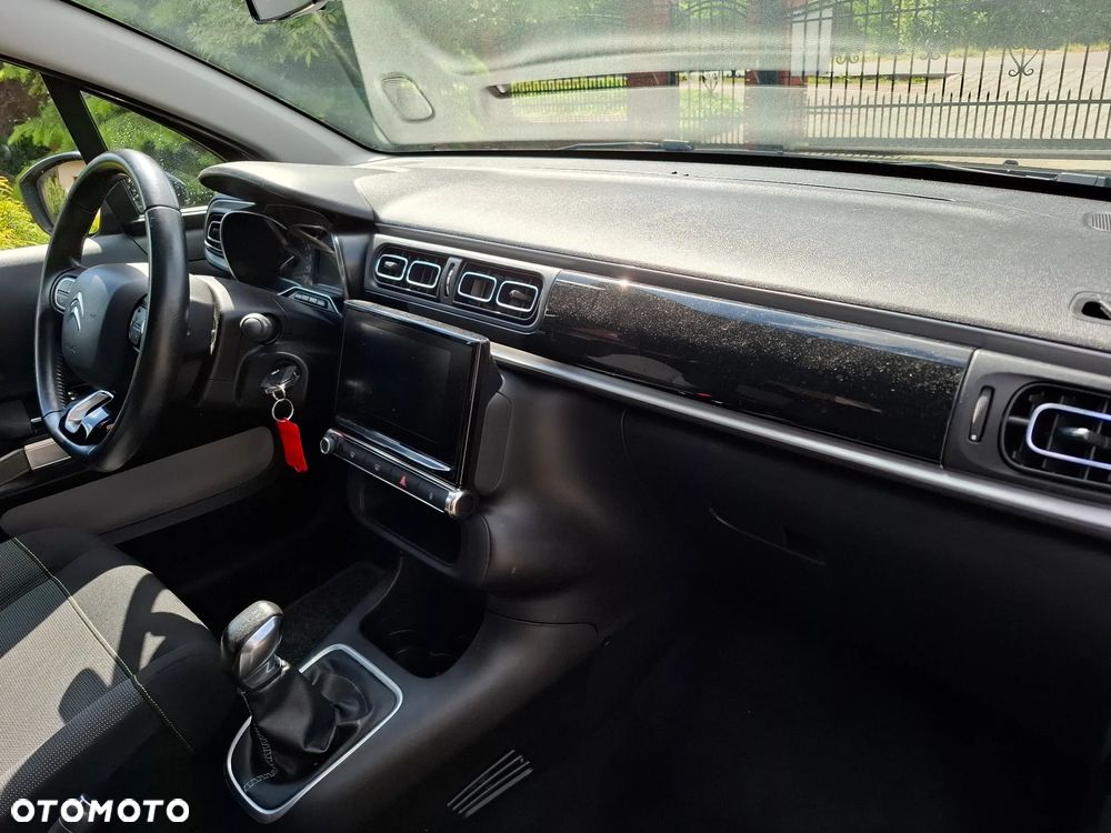 Citroën C3 Pure Tech 82 FEEL - 11