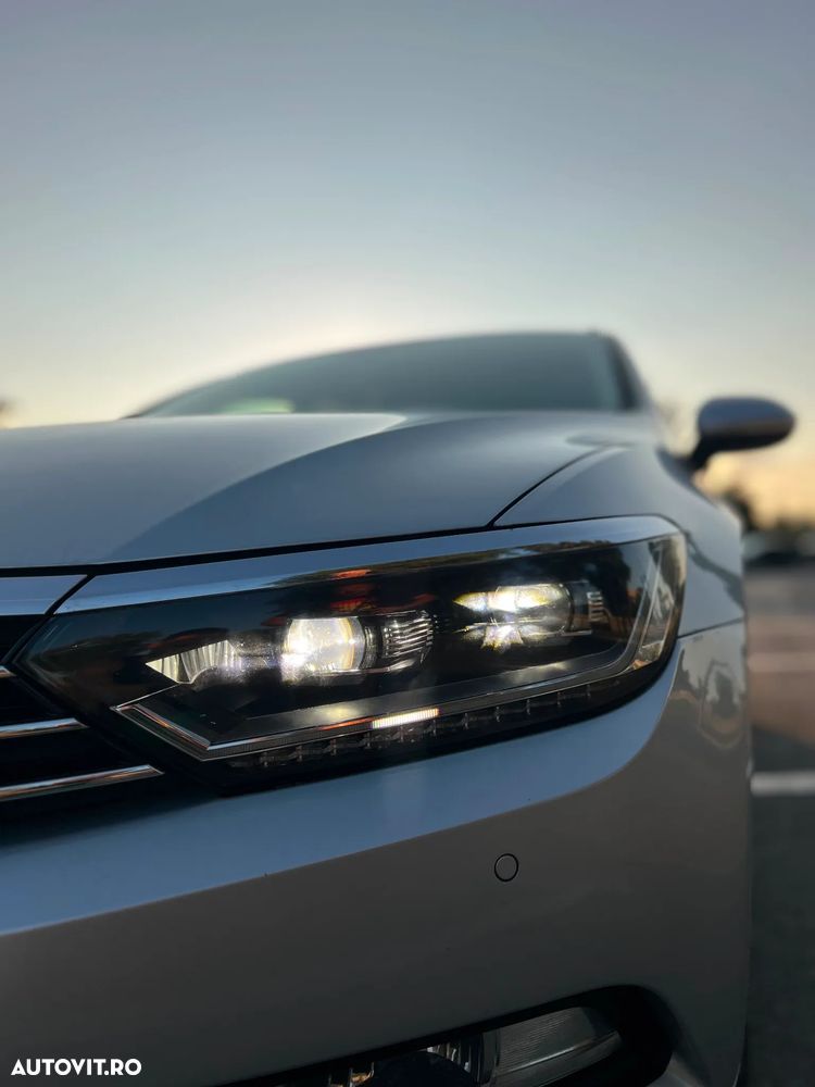 Volkswagen Passat 2.0 TDI DSG Highline - 10