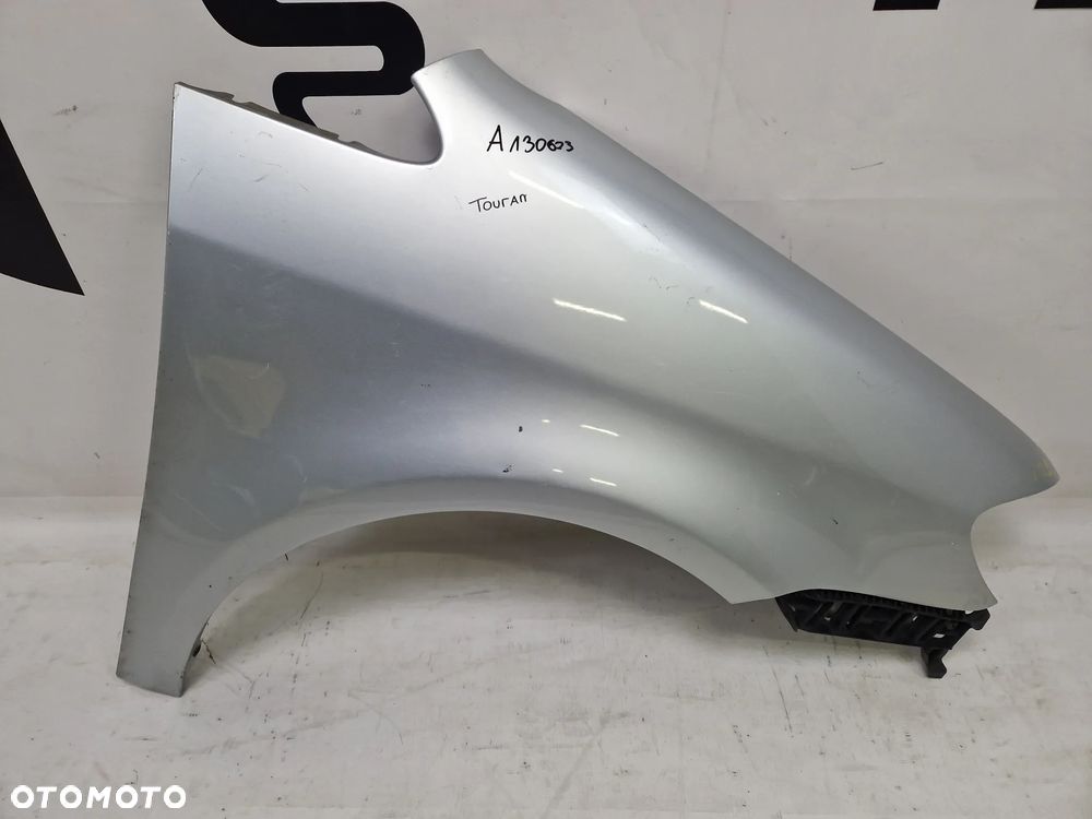 Błotnik przód przedni prawy VW Touran I LIFT - 1