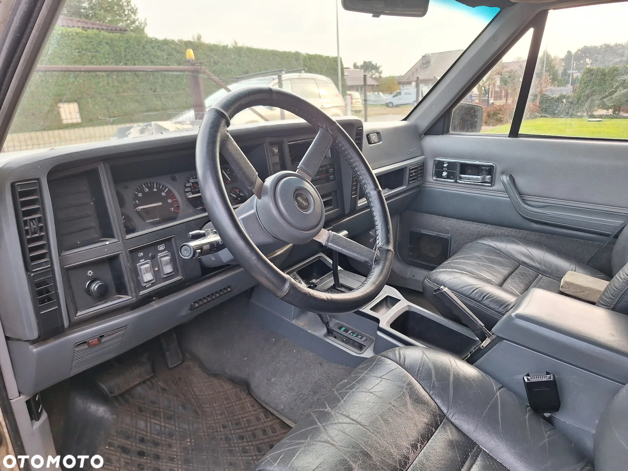 Jeep Cherokee 4.0 Limited - 8