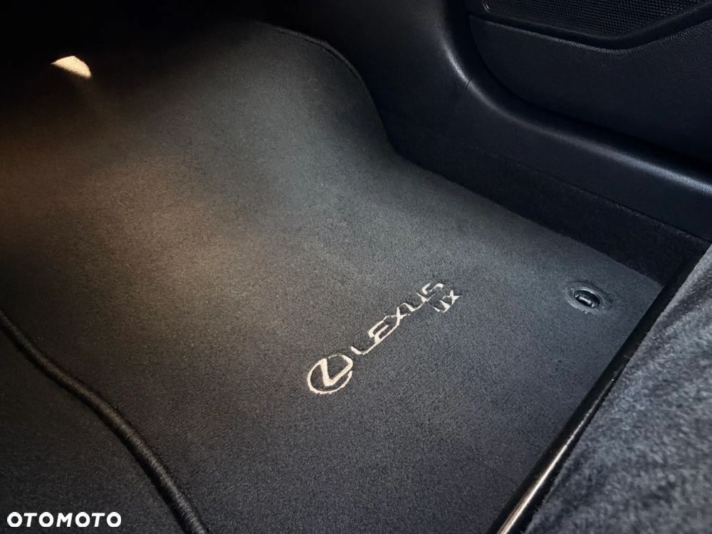 Lexus UX 250h GPF Business 2WD - 24