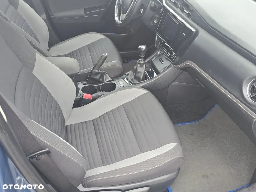 Toyota Auris 1.2 Turbo Comfort - 11