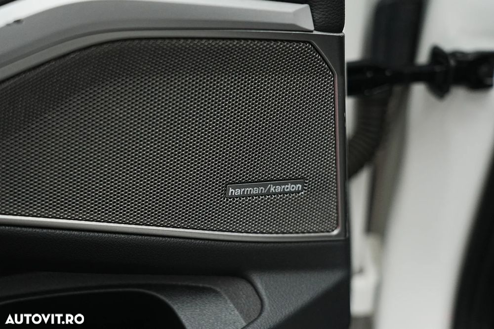 BMW Seria 3 330e xDrive Aut. Sport Line - 34